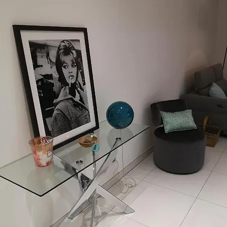 דירה Exclusive *